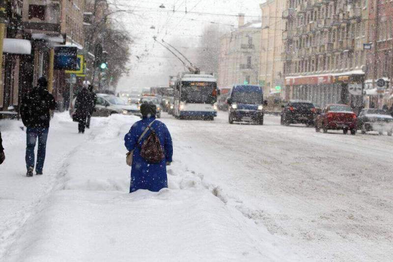 1:0 в пользу зимы. Санкт-Петербург опять не справляется со снегом и гололедом