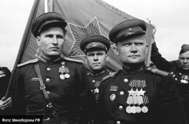 Минобороны РФ обнародовал архивные документы о подготовке и проведении первого Парада Победы в Москве