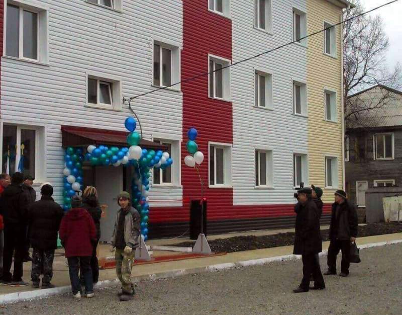 Четыре дома для переселенцев из аварийного жилья сданы ко Дню рождения Хабаровского края