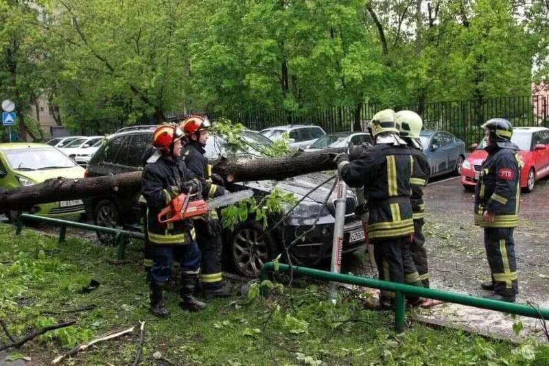 Власти выплатят компенсации пострадавшим накануне в Московской области