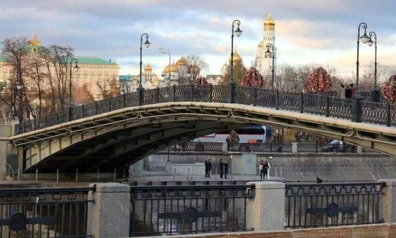 Москва для влюбленных: места столицы, ставшие символами любви и верности