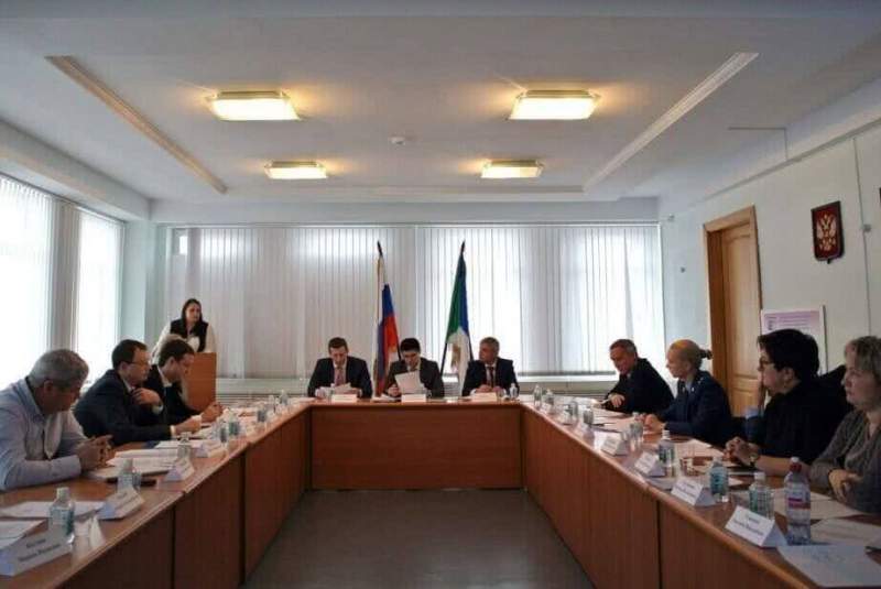 Контроль в области долевого строительства обсудили в комитете государственного строительного надзора Хабаровского края