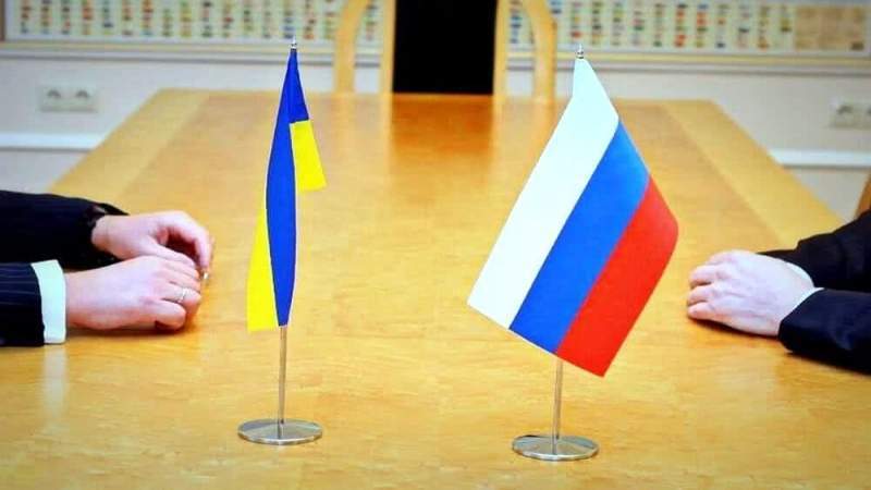 Украина с удовольствием отказывается от всего, что объединяет ее с Россией
