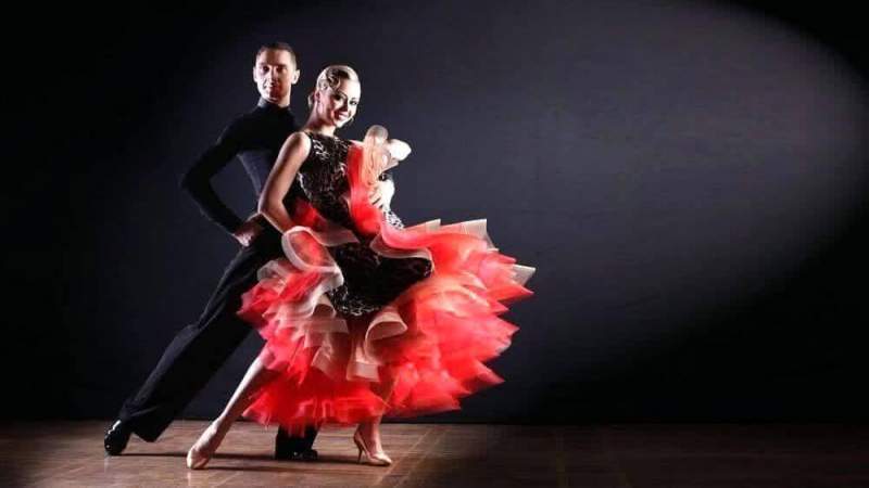 Как выбрать платье для латиноамериканских танцев?