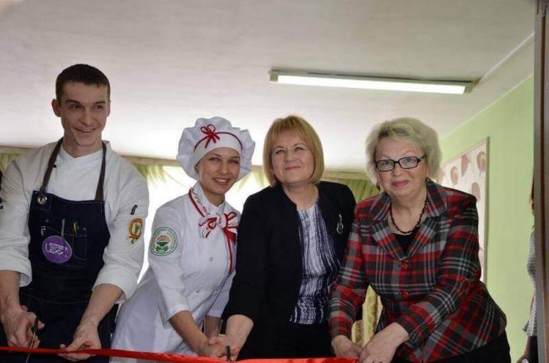В Алтайском крае открыли уникальную технологическую лабораторию «Учебная кухня ресторана»