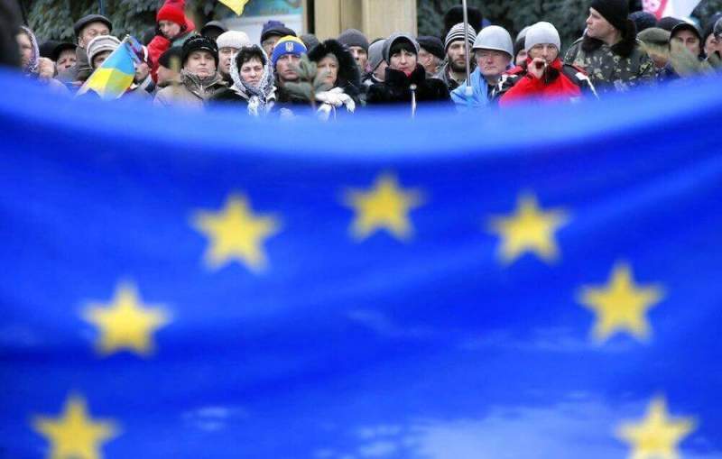 Между Украиной и Евросоюзом официально начал действовать безвизовый режим