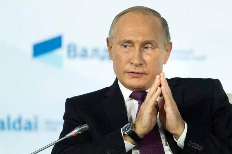 Без вопросов о пенсиях: Путин встретится с правительством