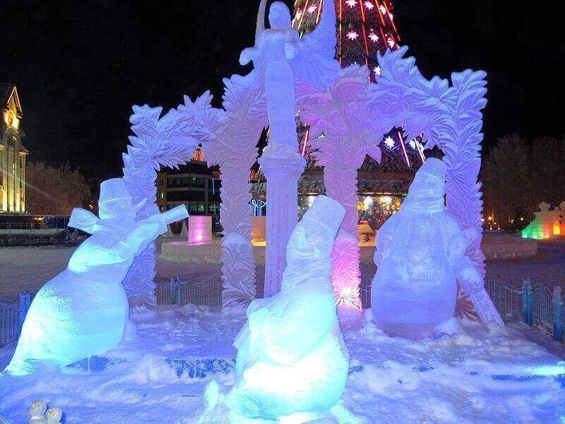Ямальская столица готовится к проведению международного фестиваля ледовой скульптуры.