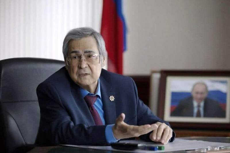 В пользу Тулеева: председатель парламента Кемерово подал в отставку