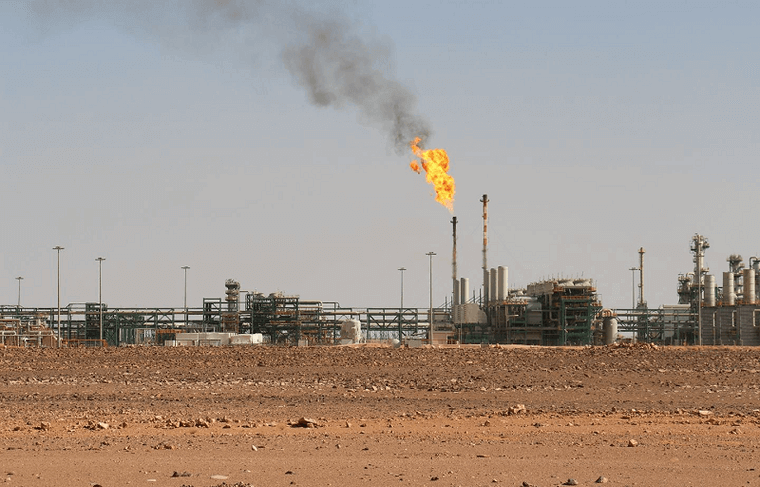 В Ливии возобновляет работу крупнейший комплекс по добыче нефти