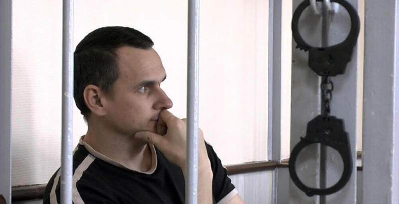 Организатора пикета в защиту Сенцова обязали оплатить административный штраф