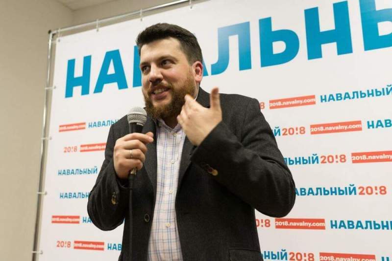 Волков предпочел не вдаваться в подробности, отчитываясь о финансовых потоках штабов Навального