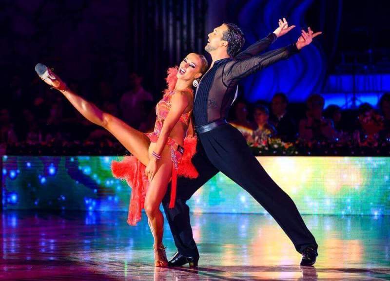 Ярким и многообразным стал чемпионат Европы по латиноамериканским танцам среди профессионалов 13 апреля в Кремле