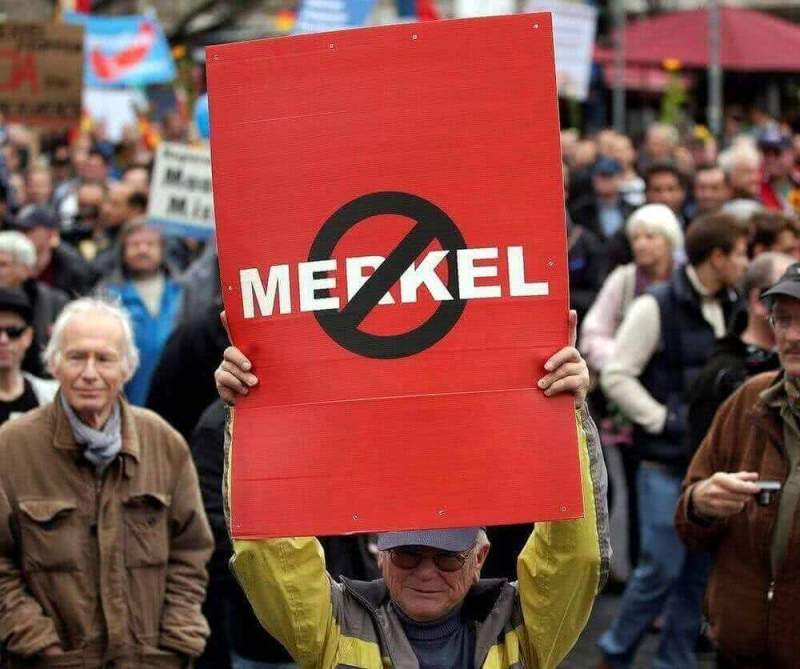 Прага встретила Меркель протестами