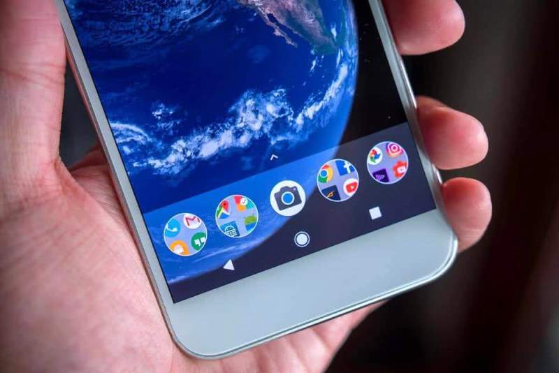 Правозащитники против политики Google по предустановке ПО на смартфонах