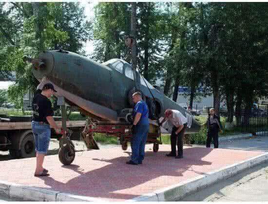 В мемориально-историческом парке «Патриот» при Новосибирском техническом колледже им. А.И. Покрышкина появился новый экспонат