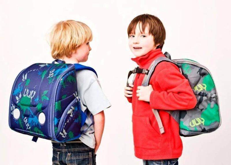 На что следует обратить внимание при выборе рюкзака для школьников 5-11 класса