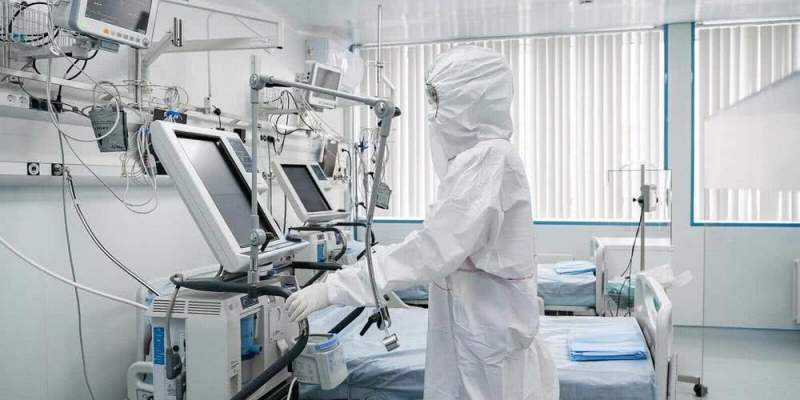 «Неординарный год потребовал неординарных решений»: Сергей Собянин вручил премии Москвы медработникам