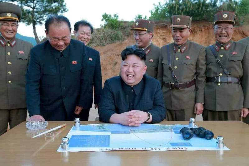 Северная Корея призвала всех своих послов в других странах