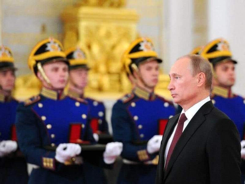 В День России Путин отметил выдающихся ученых и культурных деятелей