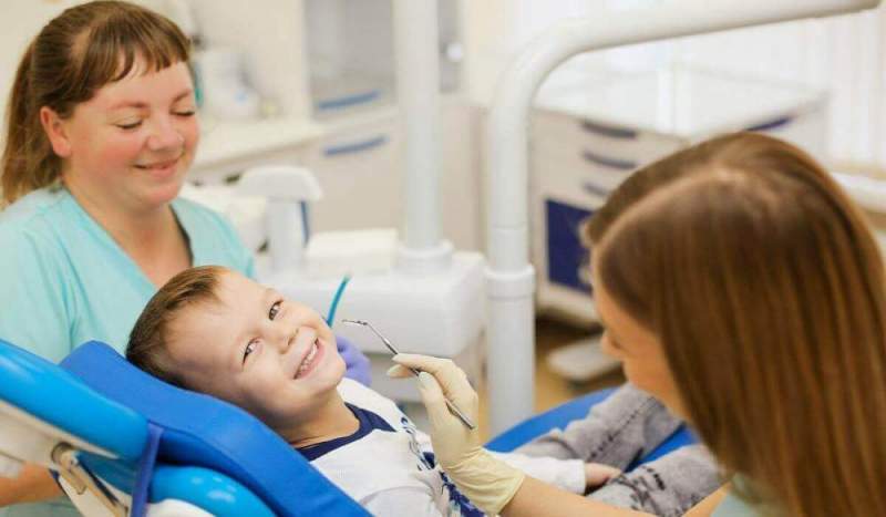 Лечение зубов у малышей