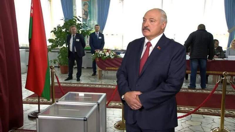 Что же делать? Неужели Лукашенко проиграет на выборах в Белоруссии