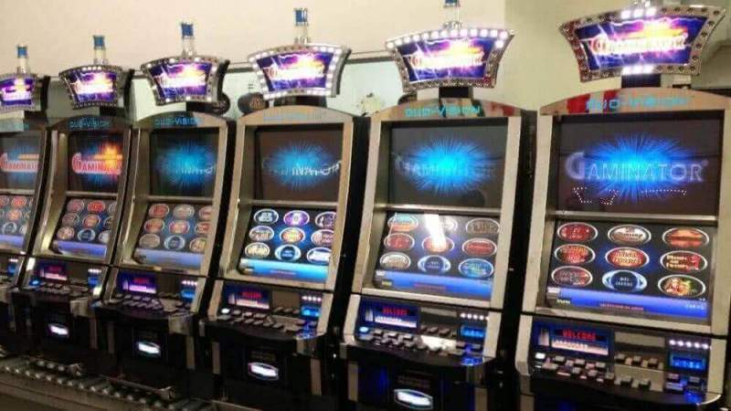 Сыграйте в лучшие игровые автоматы 777 на сайте онлайн казино Gaminator Slotsru