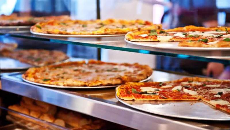 Да будет пицца – столичный оператор питания подарил школе в ЮВАО новое оборудование
