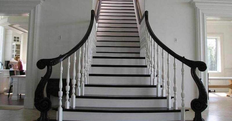На что обратить внимание при выборе лестницы
