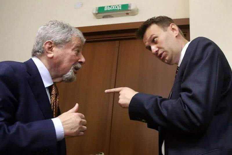 Суд обязал Навального удалить расследование о Медведеве