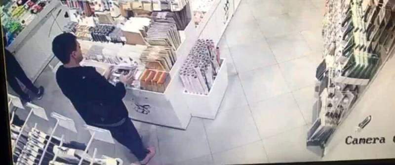 Оперуполномоченные района Косино-Ухтомский задержали подозреваемого в краже из магазина