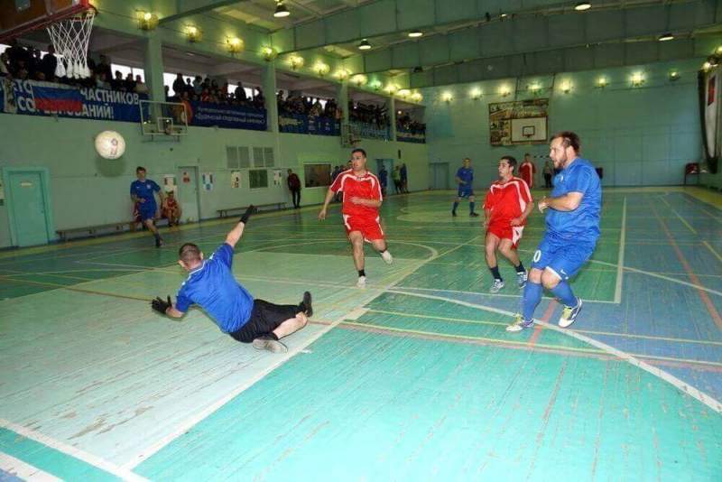 Команда «Таймыр» по мини-футболу обыграла гостей-североморцев 