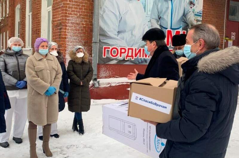 В Тамбовской области продолжаются акции в поддержку медиков, инициированные губернатором Александром Никитиным