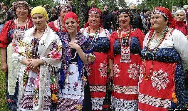 Представители Карелии стали участниками юбилейного праздника вепсской культуры "Enarne ma"