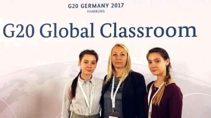 Алтайские школьницы приняли участие в саммите G20 в Гамбурге