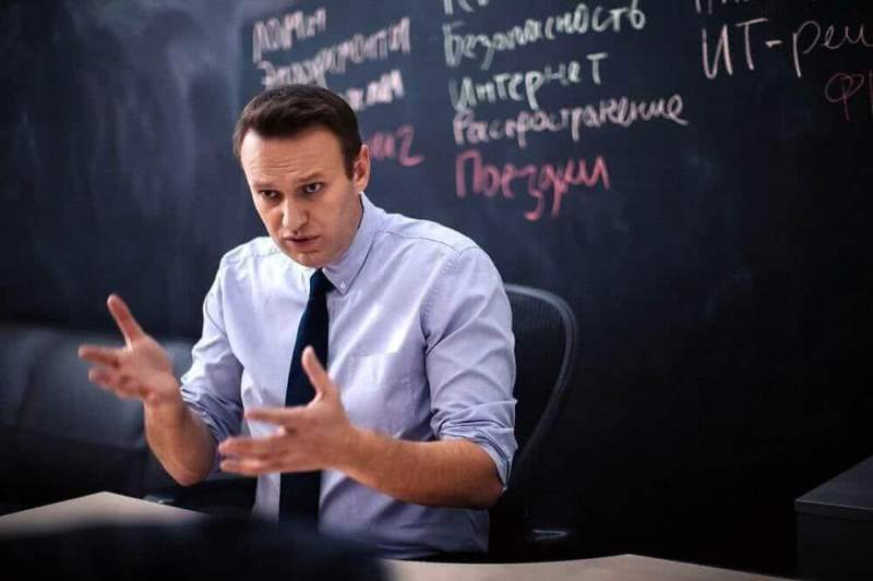 Навальный спешно уехал в Мюнхен. Встреча с западными кураторами оказалась важнее обещаний?