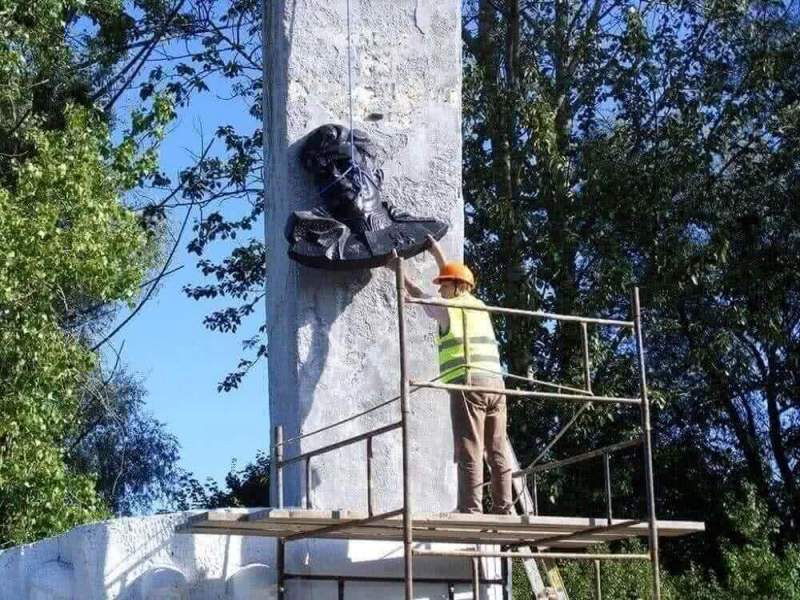 В Польше будут сносить советские памятники