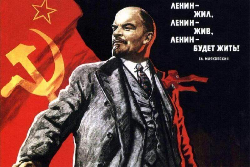 Путин: «Кодекс коммунизма – это примитивная выдержка из Библии» 
