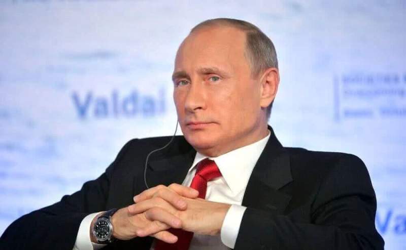 Путин вновь отказался говорить на тему своего участия в выборах
