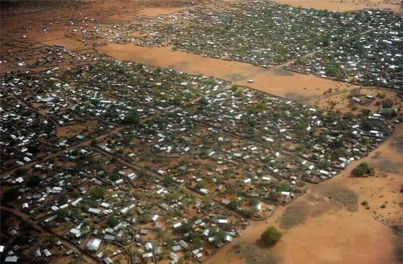 Кения закрывает все лагери беженцев