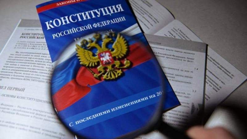 Русофобская истерия: как на Западе отреагировали на конституционную реформу в России