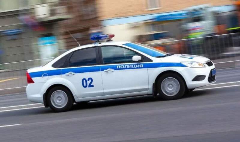 Полицейскими ОМВД Восточный задержан подозреваемый в краже автозапчастей с машины