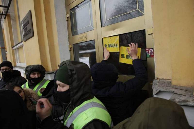 На Украине начался сбор подписей за импичмент Зеленскому