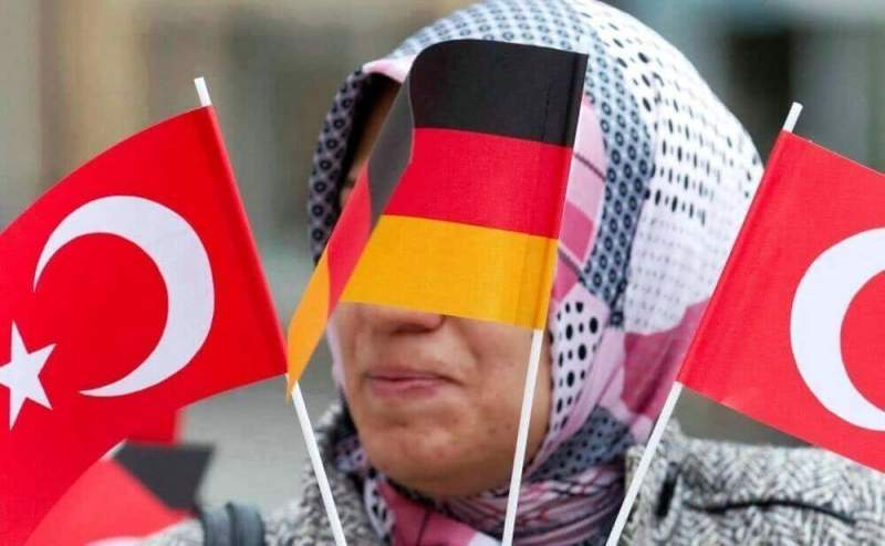 Политологи отметили обострение отношений между Германией и Турцией