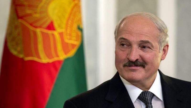 Лукашенко выразил готовность поучить Запад белорусской демократии 