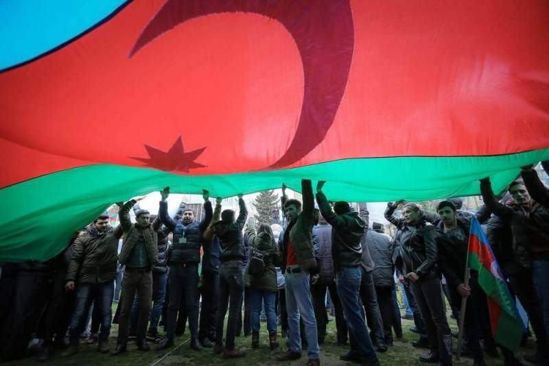 Турция не желает мириться с поражением в Карабахе и запускает антироссийскую кампанию в СМИ 