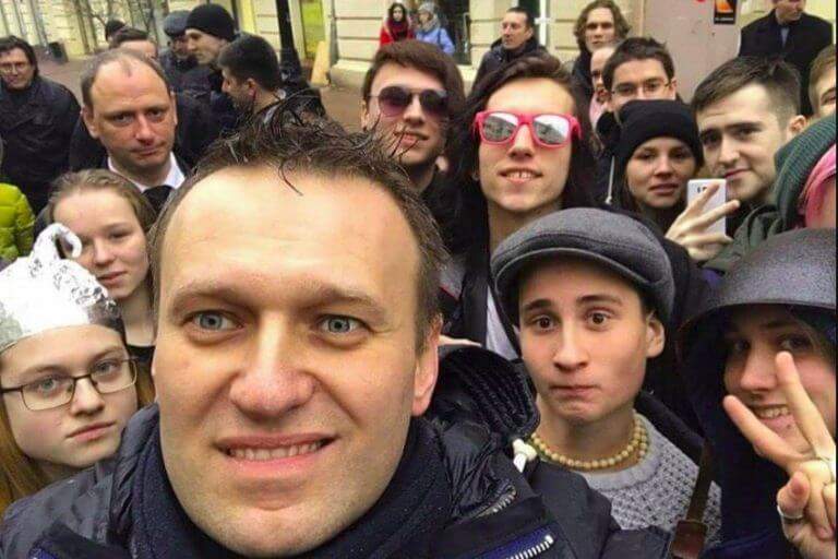 Сообщники Навального снова жёстко опрокинули хомячков, которых пытались использовать для новых акций 