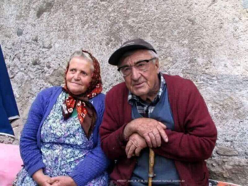 Российские пенсионеры сказали, что проживут на пенсии на 15-20 000 рублей в месяц