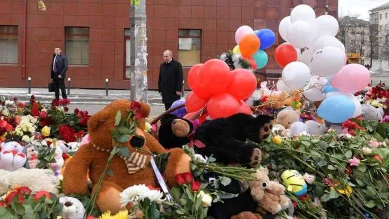 Владимир Путин взял под контроль расследование трагедии в Кемерово