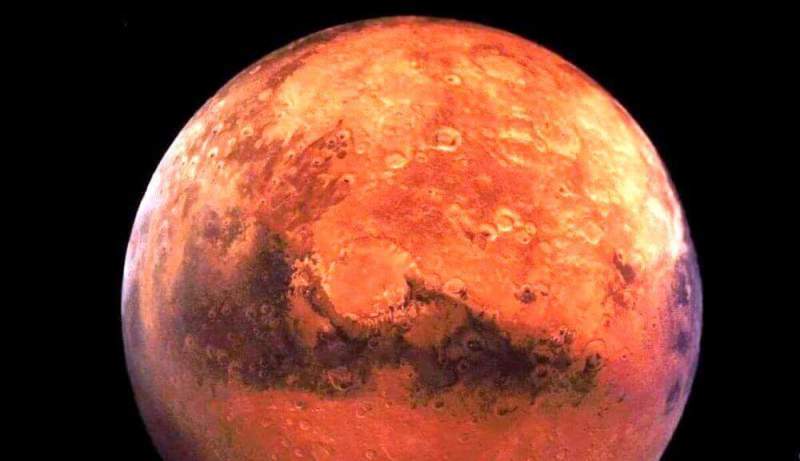 Ученый: «На Марсе может быть множество озёр с жидкой водой»